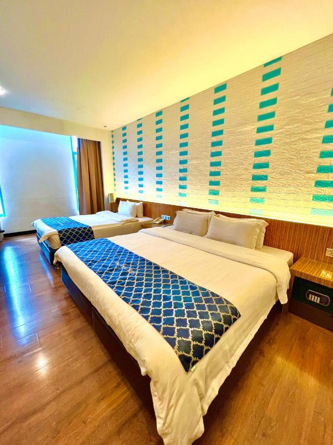 בינטולו New World Express Motel מראה חיצוני תמונה