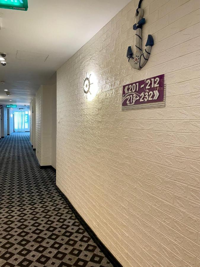 בינטולו New World Express Motel מראה חיצוני תמונה